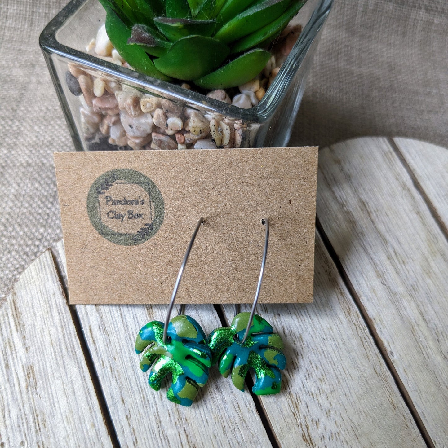 Green mix leaf hoops