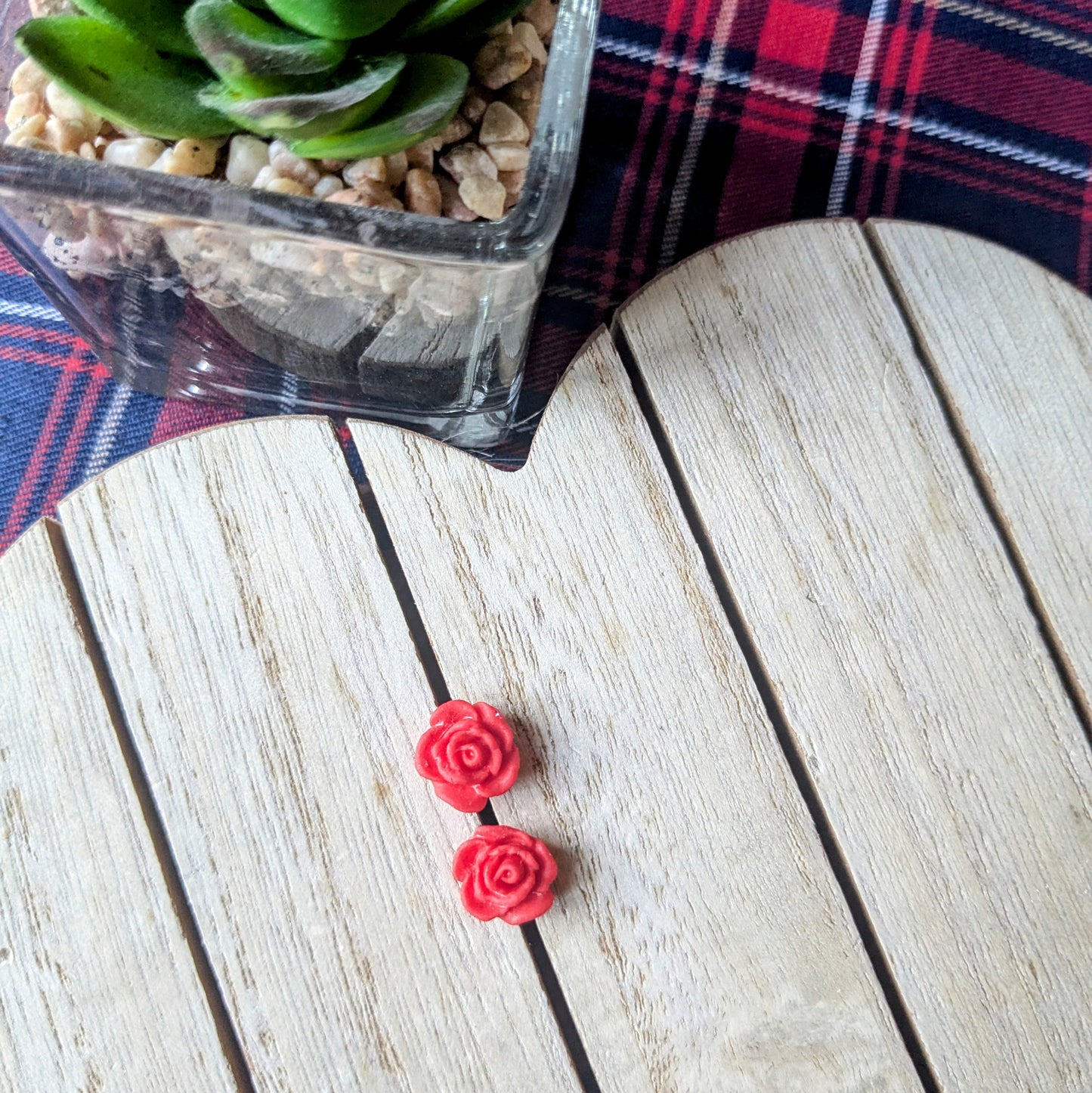 Rose studs